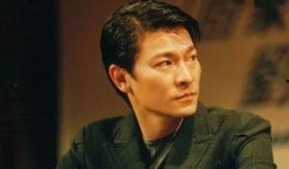 吴京公开爆料刘德华视频,背后真相令人震惊！