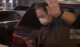 男子开车女子爆料视频