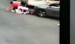 男子开车女子爆料视频