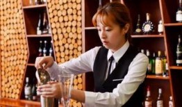 调酒师新角色爆料视频,揭秘神秘技能与独特魅力