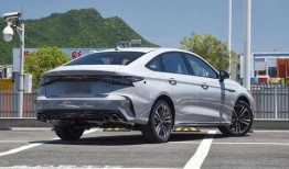 艾瑞泽8最新款爆料,豪华配置与科技感并重，引领家用轿车新潮流